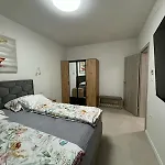 Lux 3*