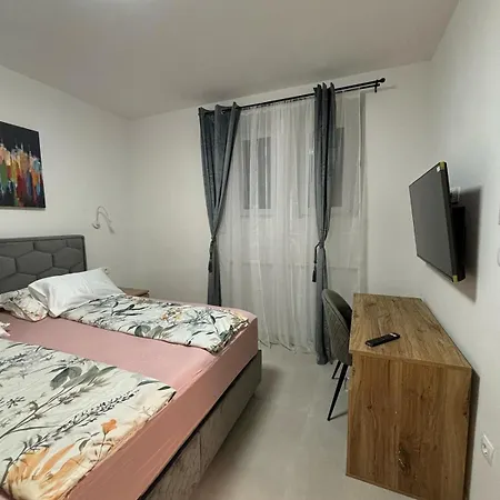 Lux Guest house
