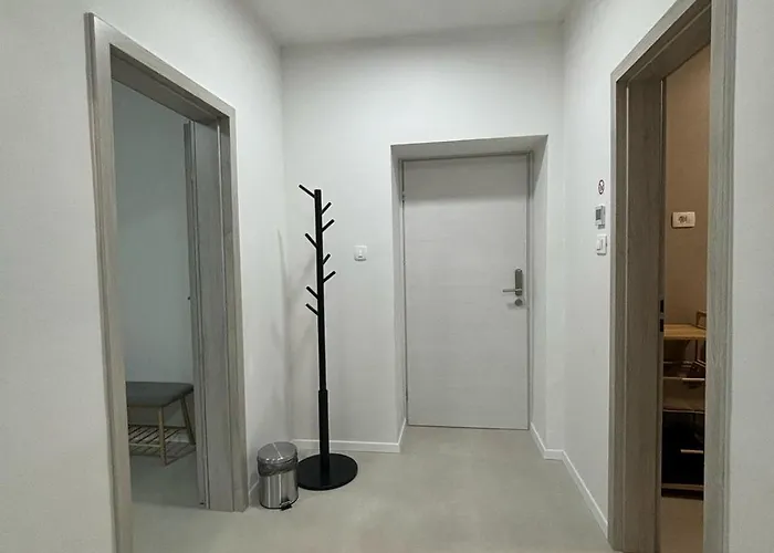 Lux 3*